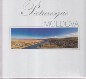 Album Moldova Pitoresque.