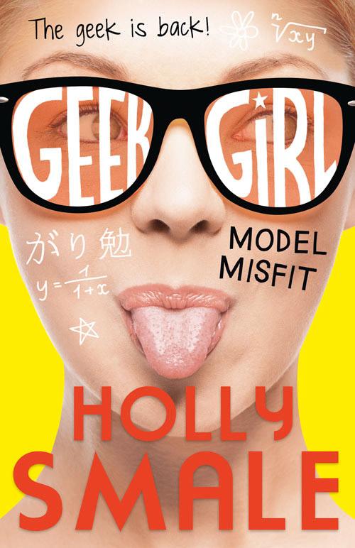 GEEK GIRL MODEL MISFIT. SMALE